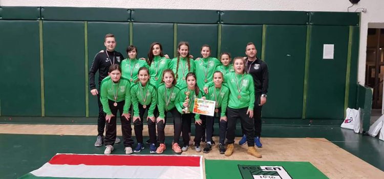 Női UP futsal torna Szlovákiában (összefoglaló) Női UP futsal torna Szlovákiában (összefoglaló)